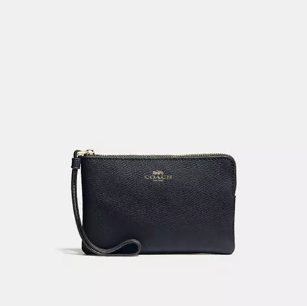 NWOT COACH Corner Zip Wristlet